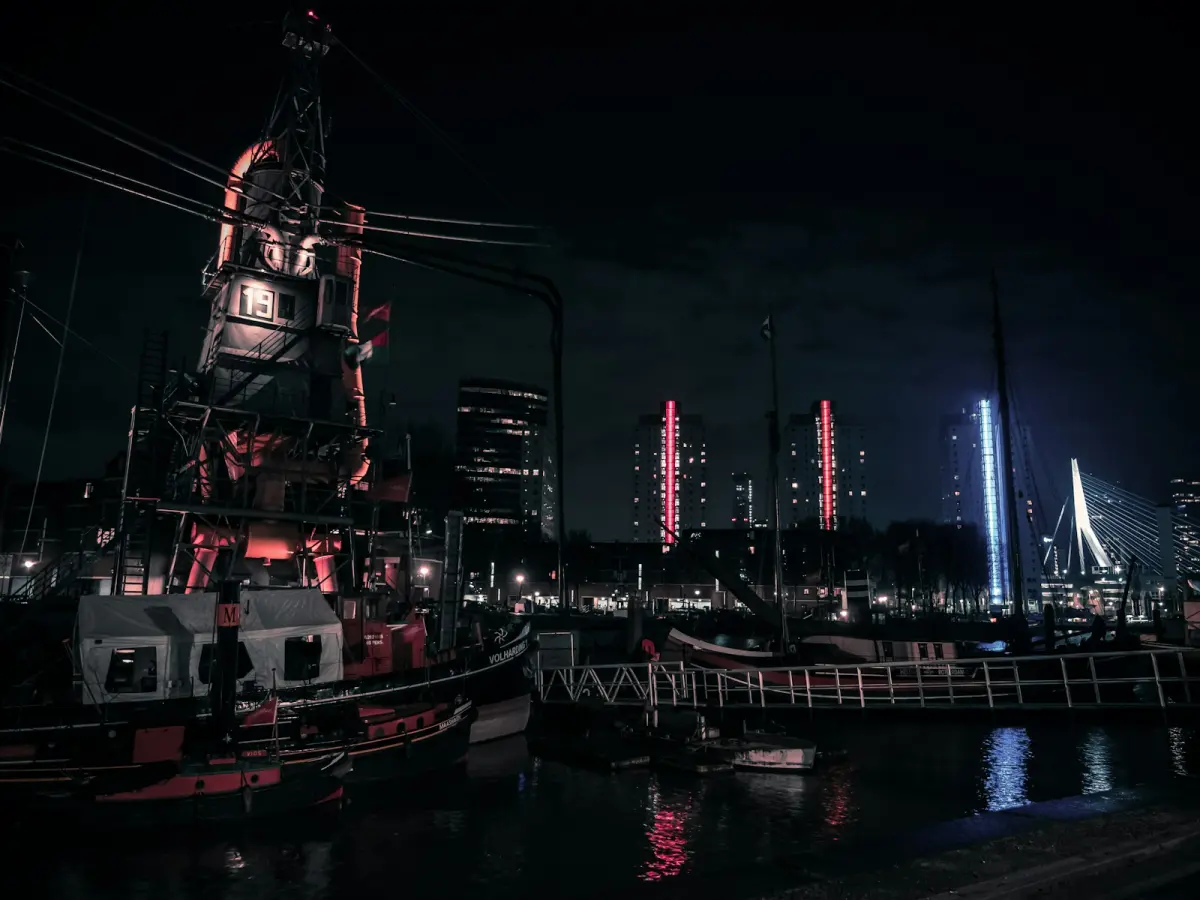 Stroomstoring ExxonMobil Rotterdam Botlek: brand &
