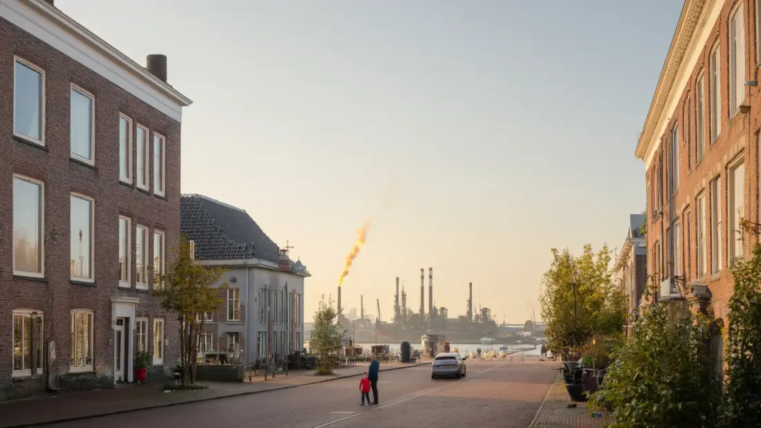 Stroomstoring Esso raffinaderij Rotterdam: oorzaak &
